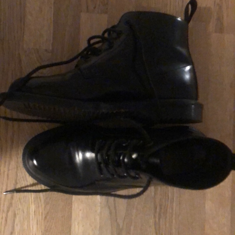 Classic Doc Martens